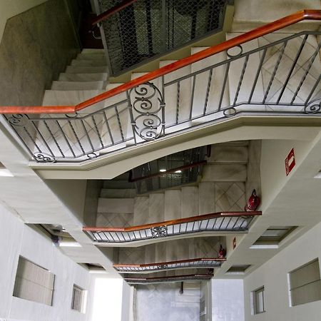 Priority Fira Apartments Барселона Екстериор снимка