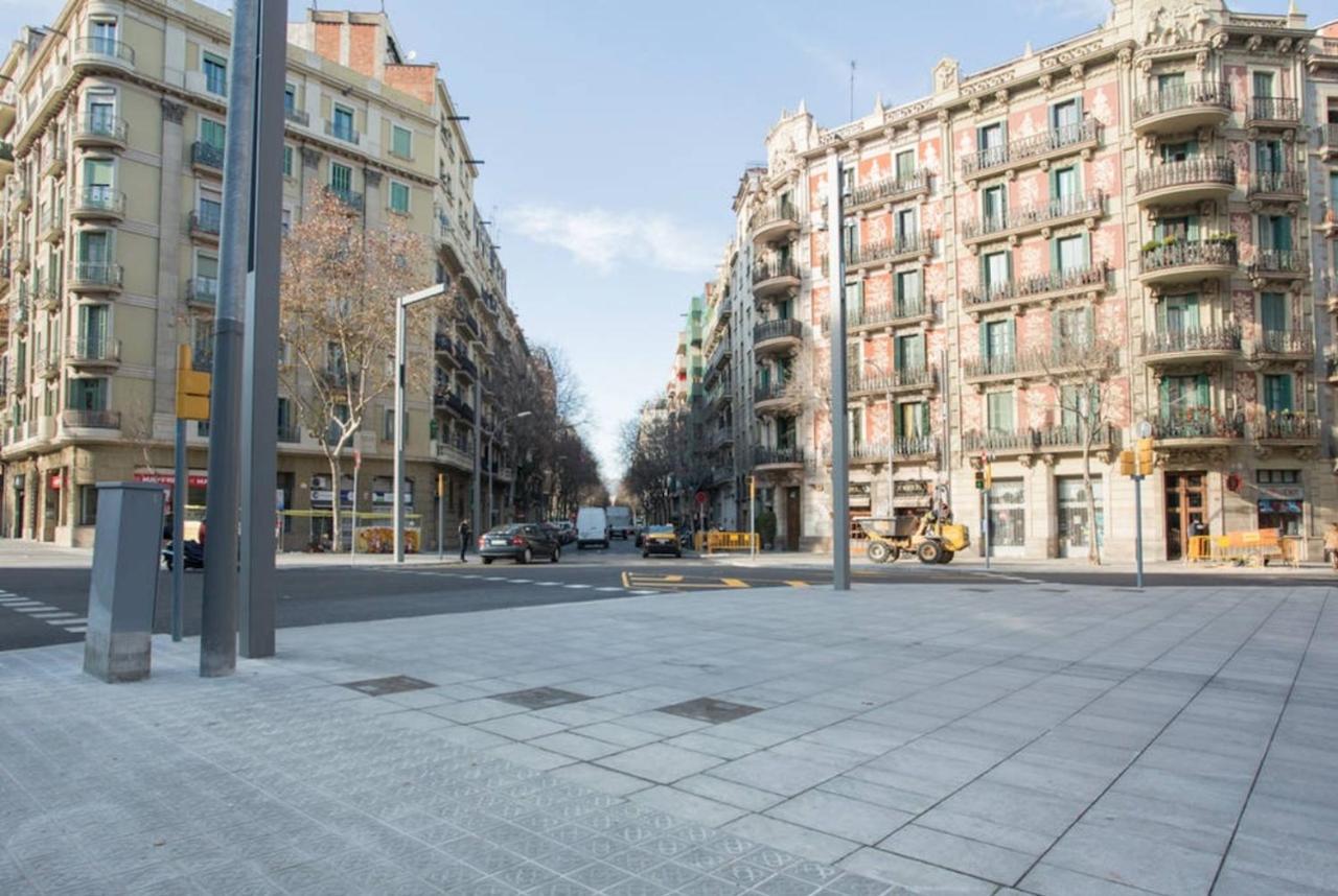 Priority Fira Apartments Барселона Екстериор снимка